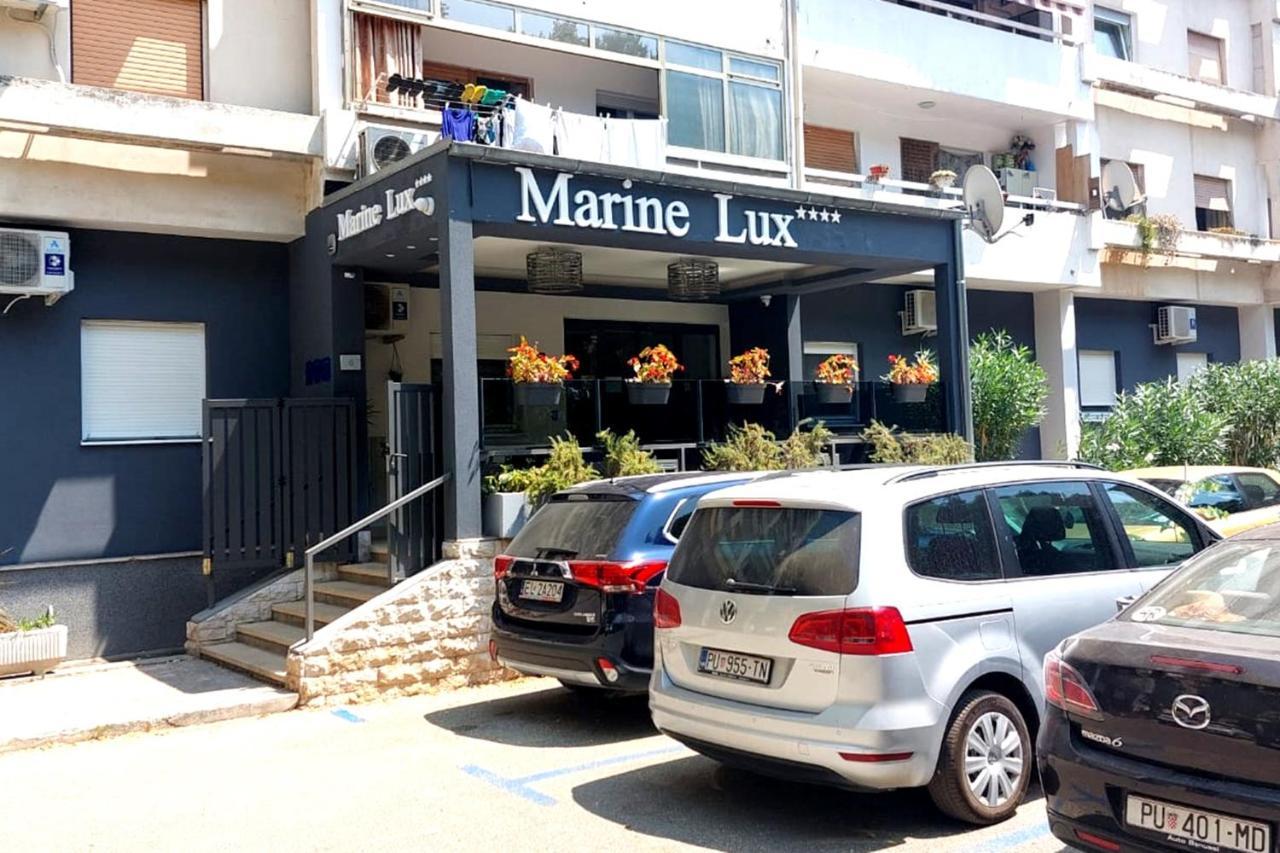 Marine Lux Apartments Pula Exterior foto